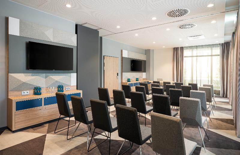 هتل Holiday Inn Express   Rosenheim, An Ihg