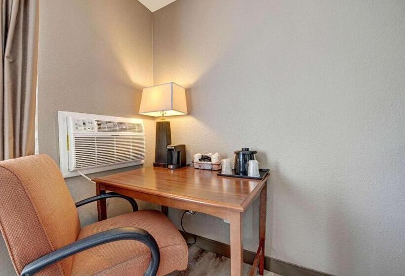هتل Quality Inn Near Mesa Verde