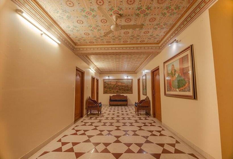 Fotos del hotel Aashish:  18