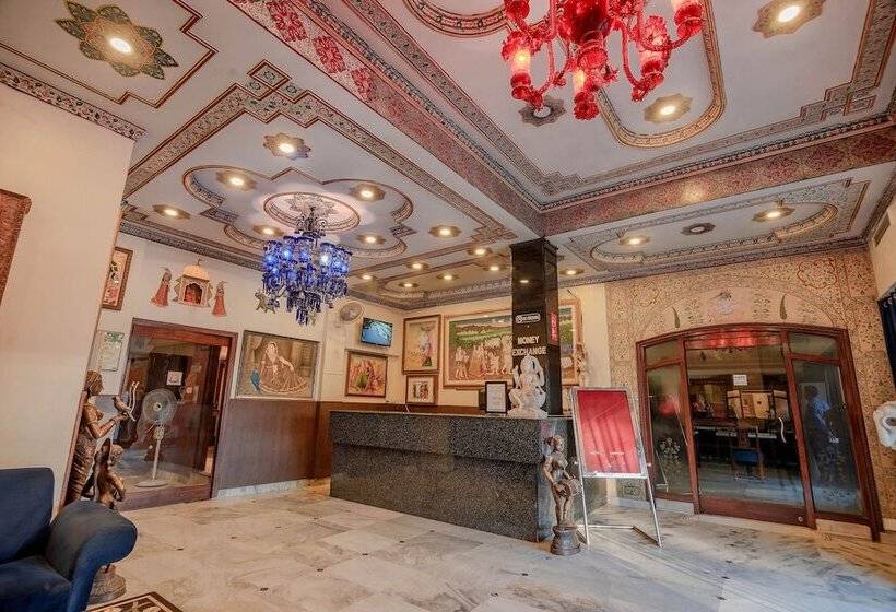 Fotos del hotel Aashish:  4