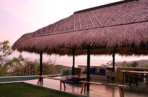 Hotel Bloo Lagoon Village