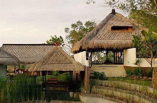 Hotel Bloo Lagoon Village