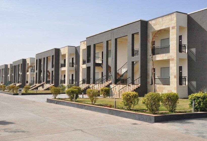 Fotos del hotel Cambay Resort Jamdoli:  15