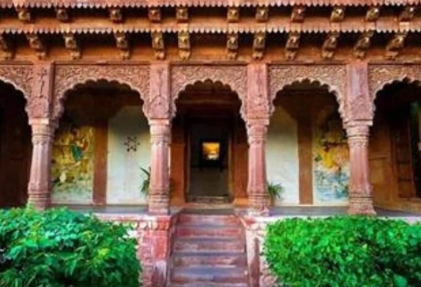 Fotos del hotel Chandelao Garh:  3