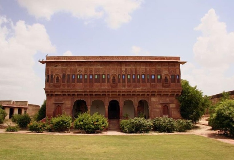 Fotos del hotel Chandelao Garh:  16