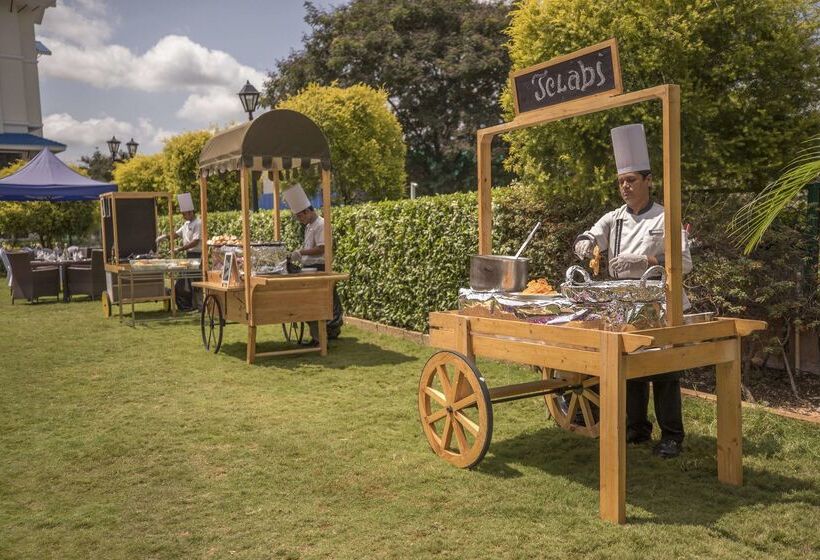 酒店 Clarks Exotica Convention, Resort & Spa