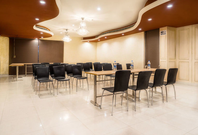 酒店 Fab Grand Boutique