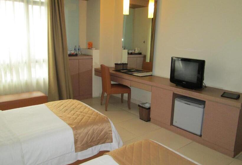 Fotos del hotel Grand Pasundan Convention:  4