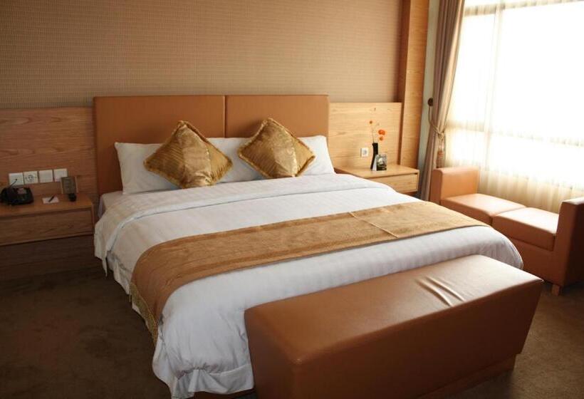 هتل Grand Pasundan Convention