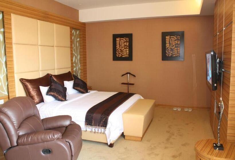 هتل Grand Pasundan Convention