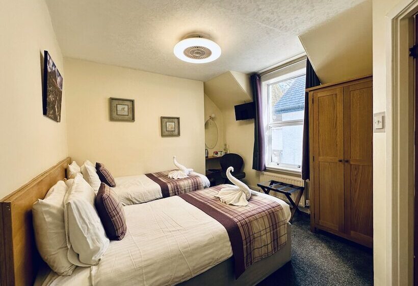 هتل Guisachan Guest House
