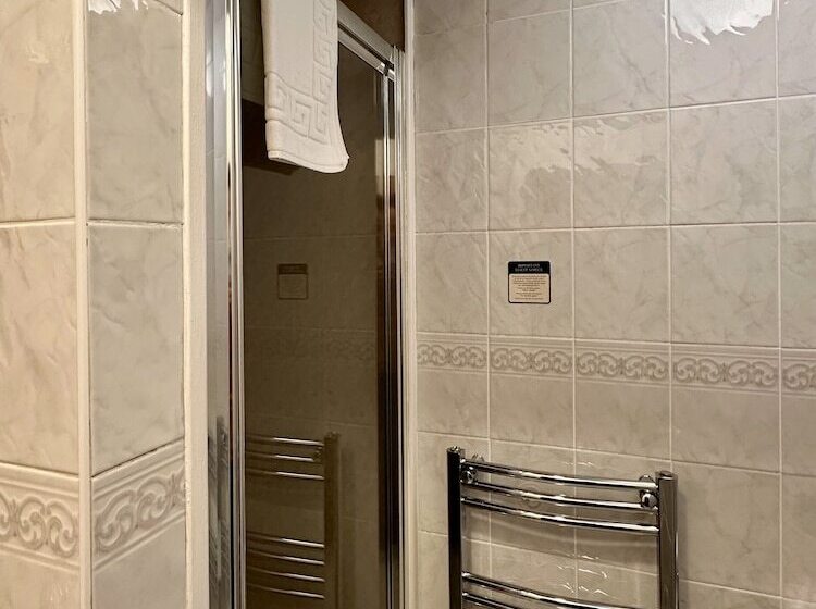 هتل Guisachan Guest House