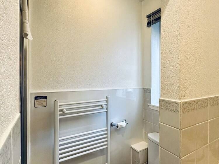 هتل Guisachan Guest House