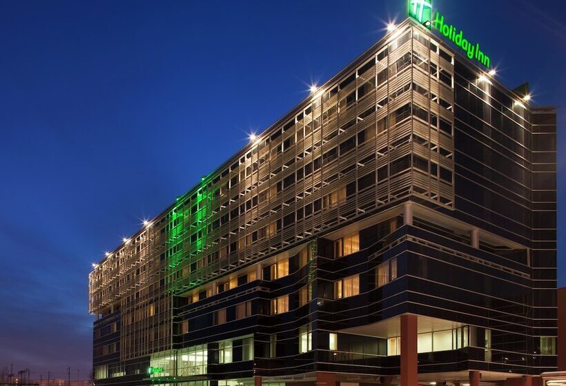 هتل Holiday Inn Belgrade