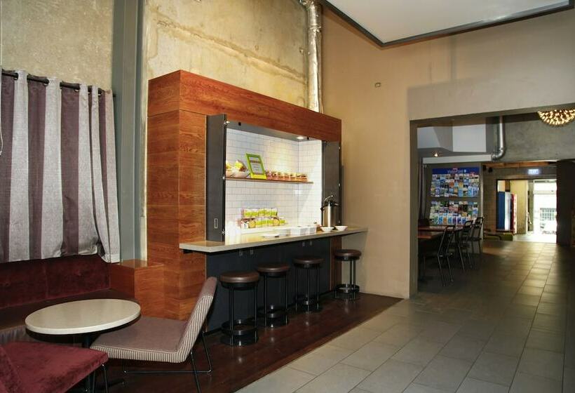 هتل Ibis Budget Auckland Central