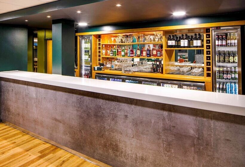 فندق Travelodge Heathrow Terminal 5