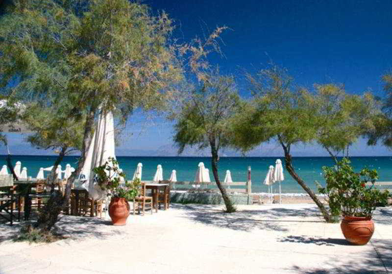 בית מלון כפרי Ionian Beach