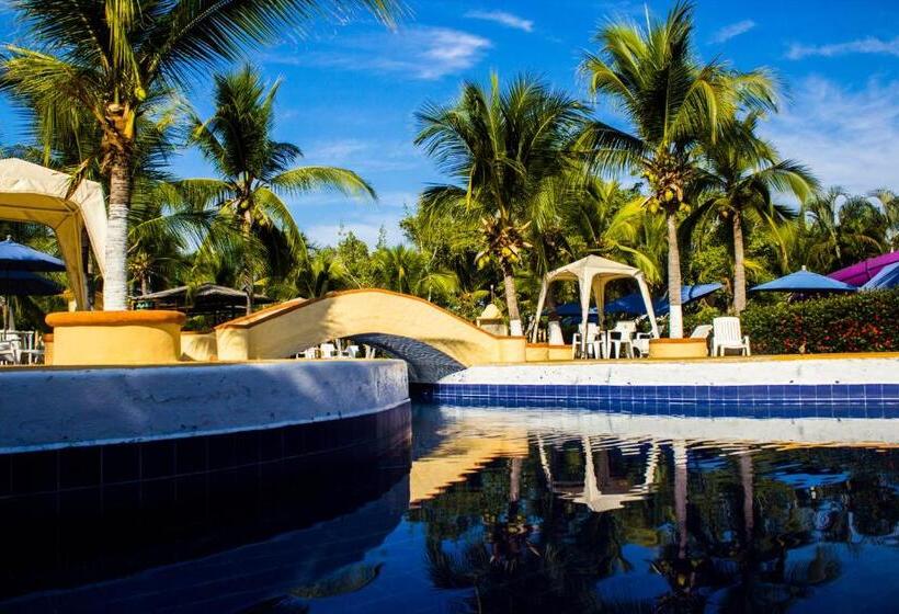 هتل Ixtapa Palace