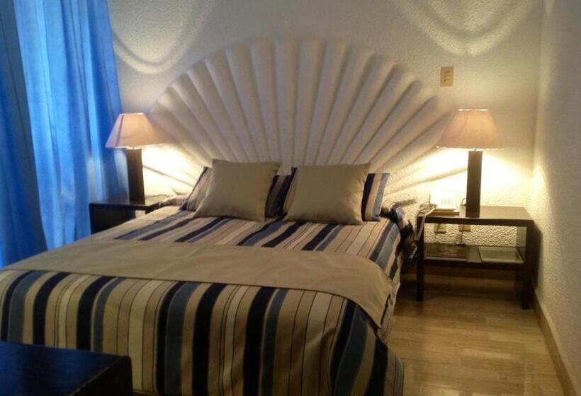 هتل Ixtapa Palace