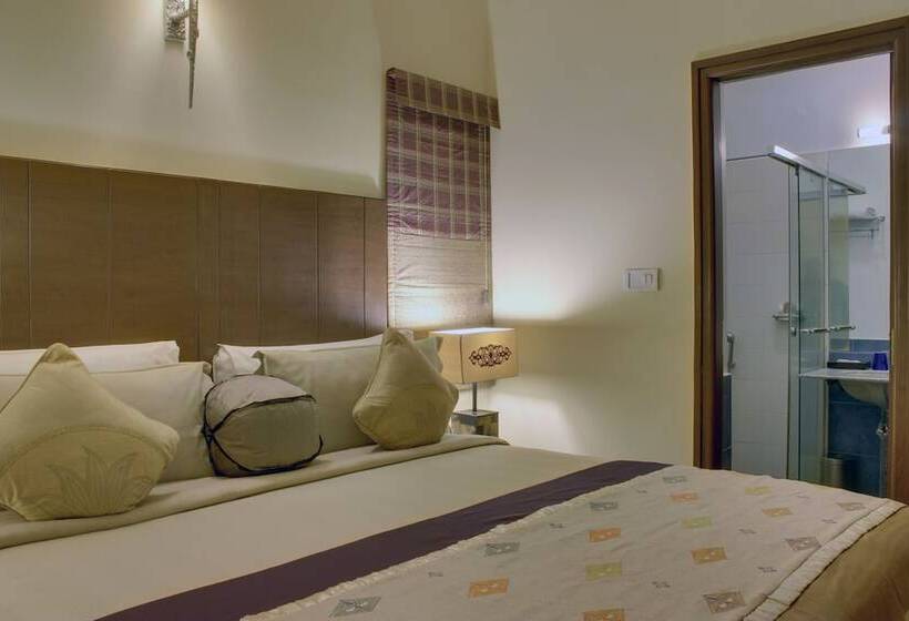 Upar Hotels Indiranagar