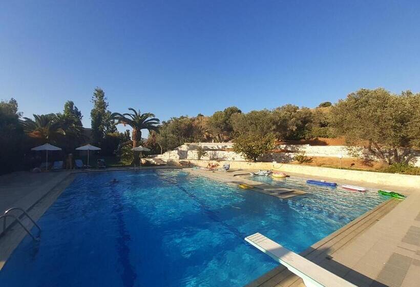 فندق Kyriaki
