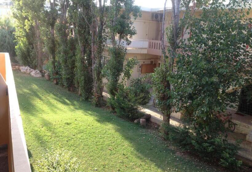 فندق Kyriaki