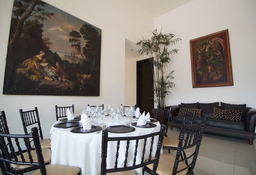 Fotos del hotel Torres De El Legado:  15