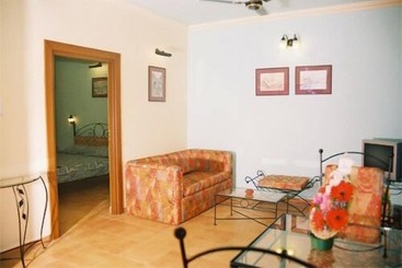 هتل Sodder S Svelton Manor