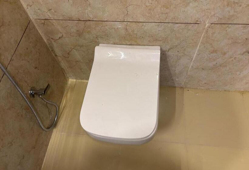 فندق Maya International