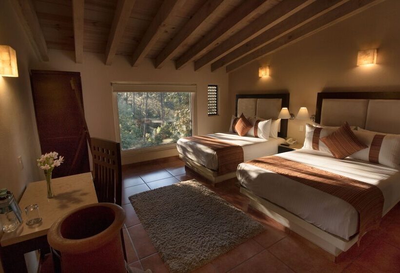 هتل Mision Grand Valle De Bravo