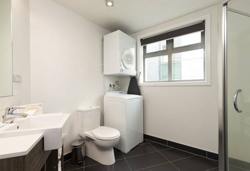 هتل Nesuto Stadium