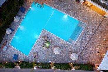 Oasis Beach Hotel Adults Only