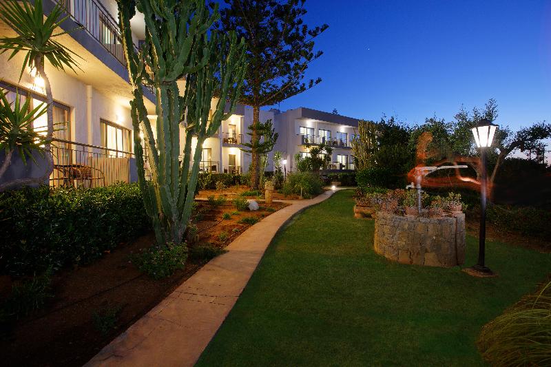 Fotos del hotel Oasis Beach:  10