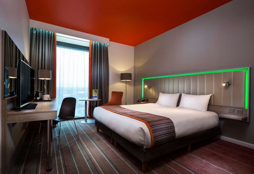 هتل Park Inn By Radisson Manchester City Centre