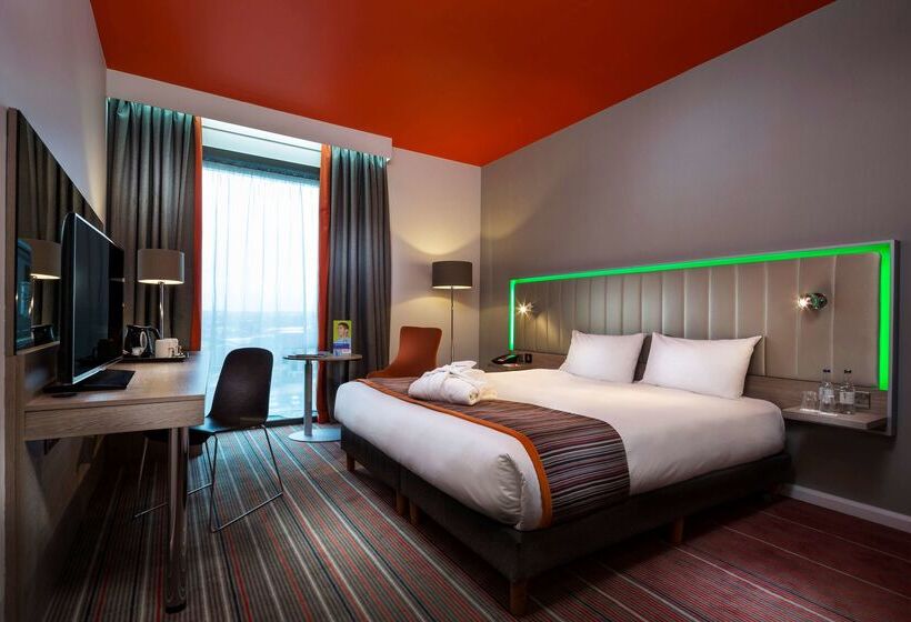 هتل Park Inn By Radisson Manchester City Centre