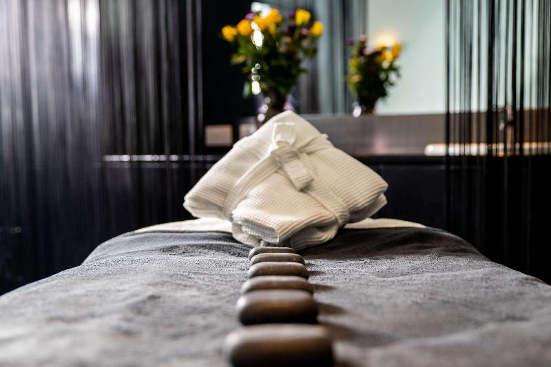 هتل Park Inn By Radisson Manchester City Centre