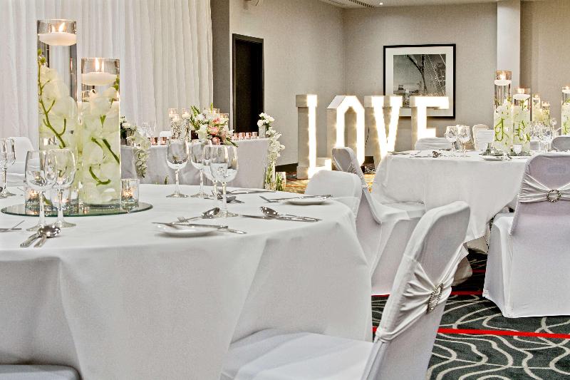هتل Park Inn By Radisson Manchester City Centre