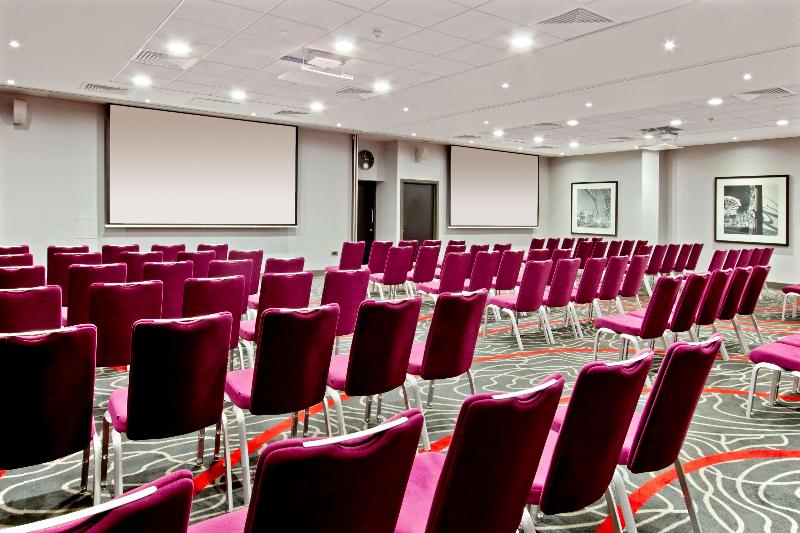 هتل Park Inn By Radisson Manchester City Centre