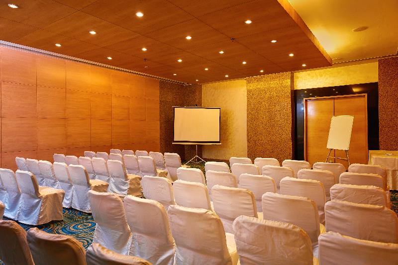 هتل Park Plaza Chennai Omr