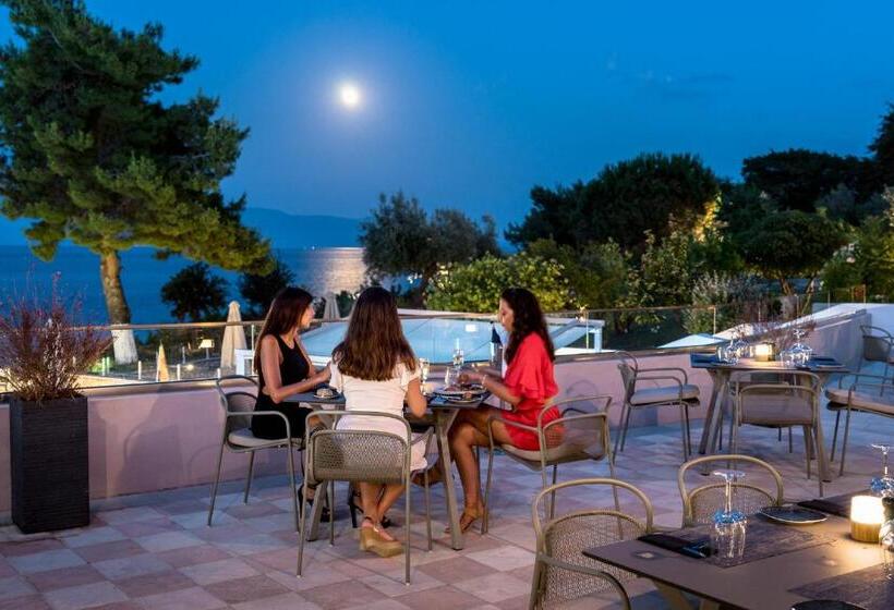 هتل Porto Galini Seaside Resort & Spa