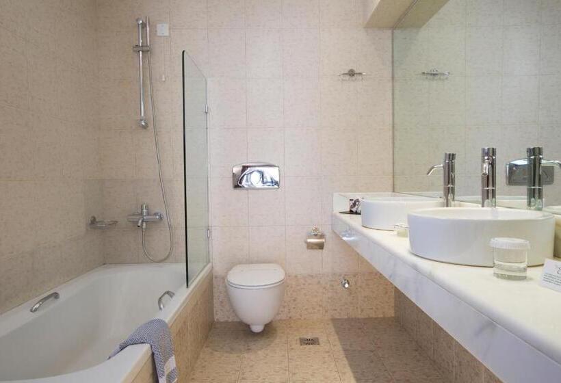 هتل Porto Galini Seaside Resort & Spa