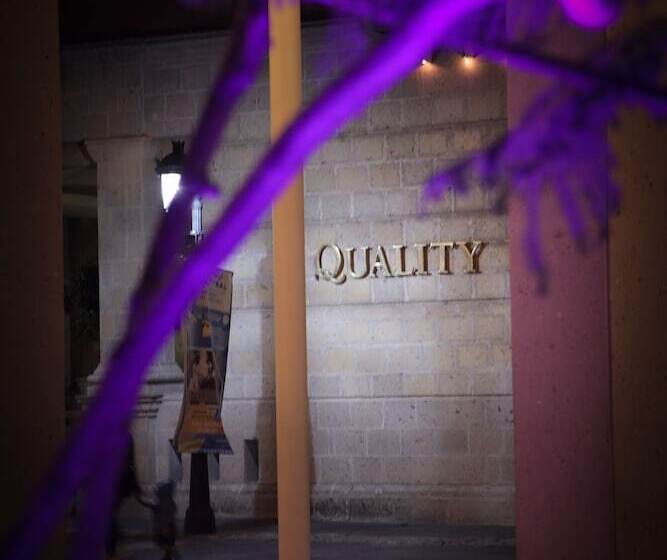 هتل Quality Inn Aguascalientes
