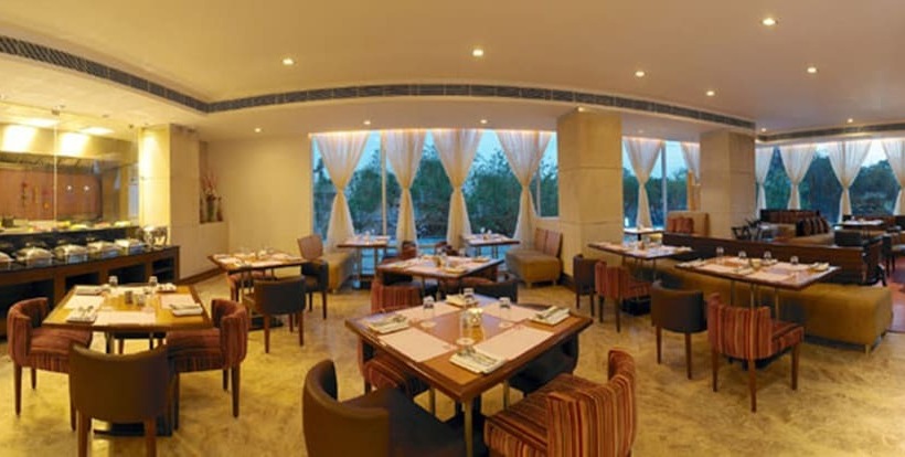 Fotos del hotel Royal Orchid Central Jaipur, Bani Park:  3