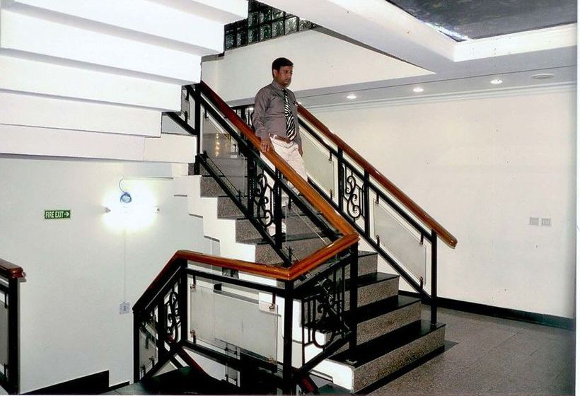 هتل Sagar Residency