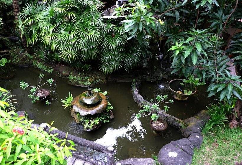 هتل Seminyak Paradiso