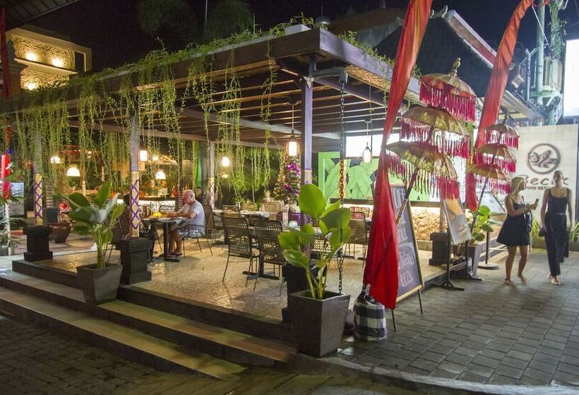 هتل Seminyak Paradiso