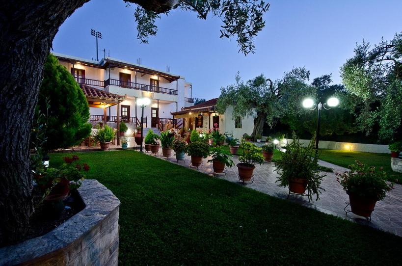 هتل Studios Filippos