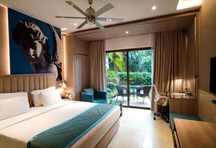 هتل The Corinthians Resort And Club