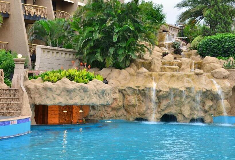 هتل The Corinthians Resort And Club
