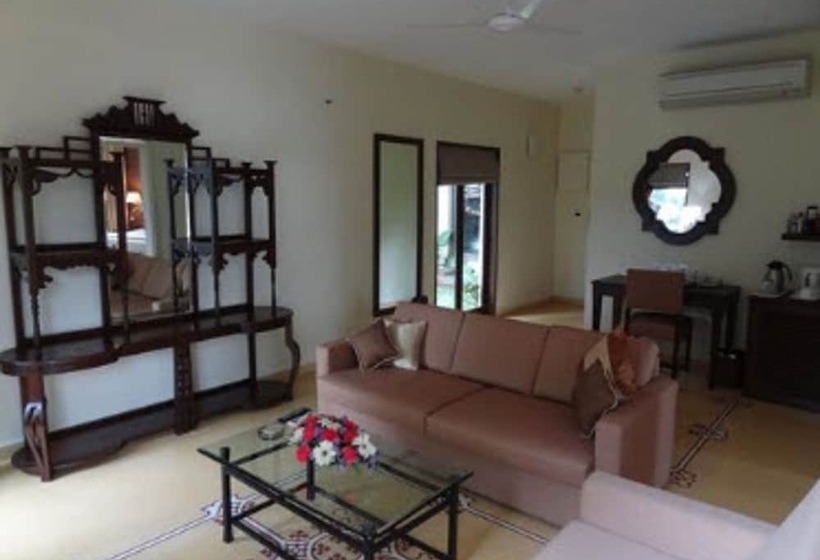 فندق The Crown Goa